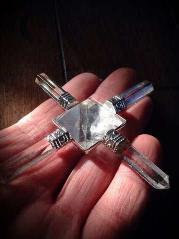 Stone: 4 Elements Healing Talisman Energizer Clear Quartz (Power Chakra)